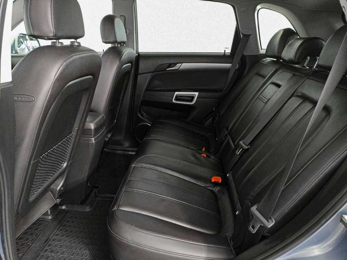 Opel Antara с пробегом — 2012 год. Фото: #9