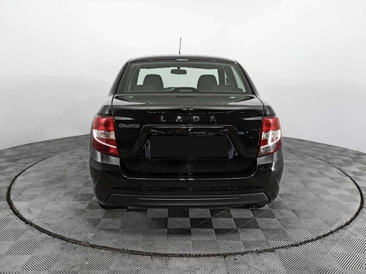 Lada (ВАЗ) Granta с пробегом — 2024 год. Фото: #5