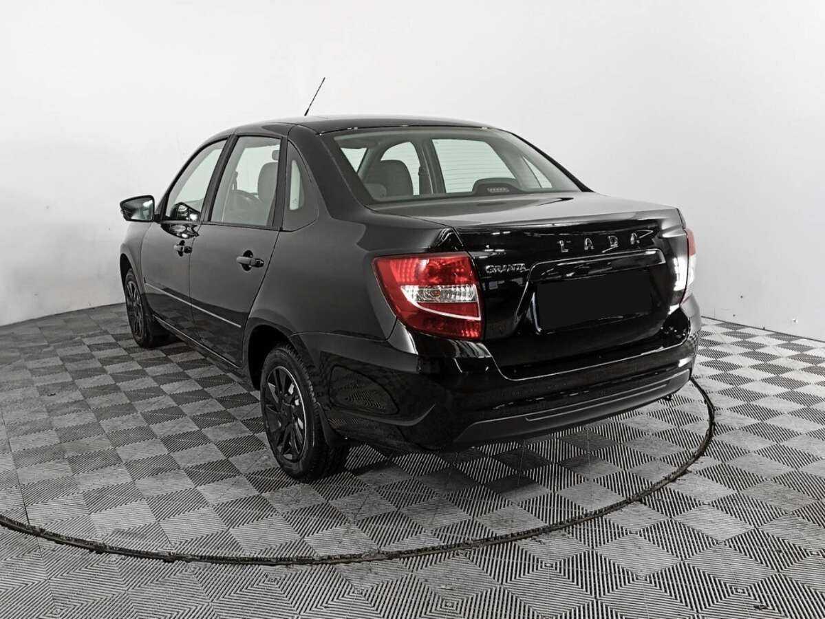 Lada (ВАЗ) Granta с пробегом — 2024 год. Фото: #6