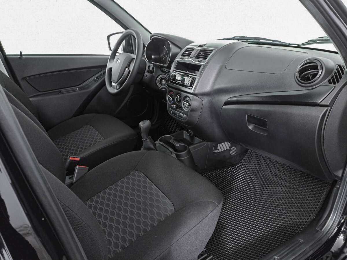 Lada (ВАЗ) Granta с пробегом — 2024 год. Фото: #8