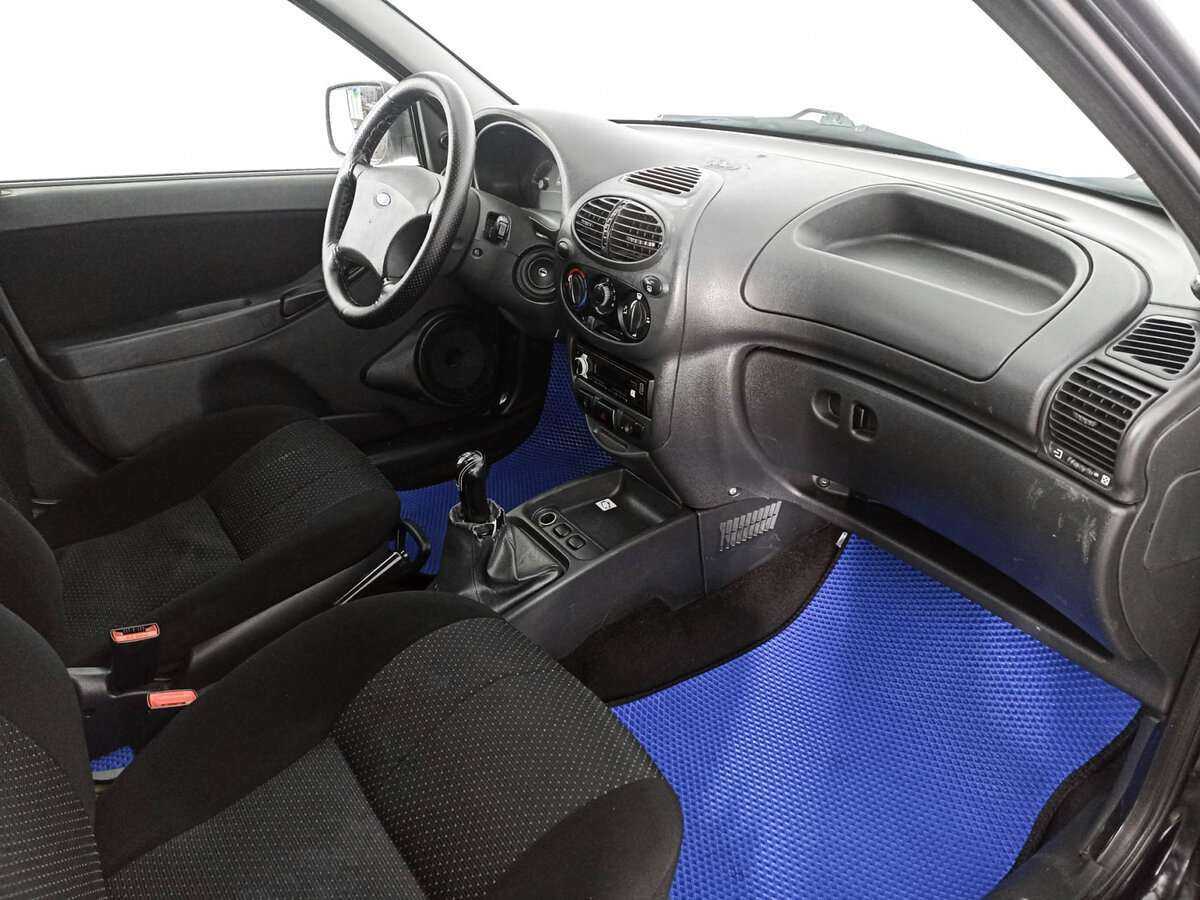 Lada (ВАЗ) Kalina с пробегом — 2013 год. Фото: #7