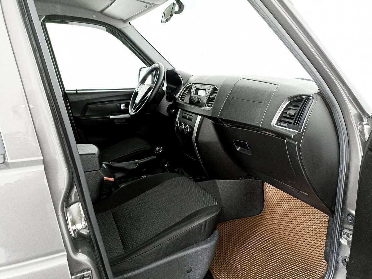 УАЗ Patriot с пробегом — 2016 год. Фото: #8