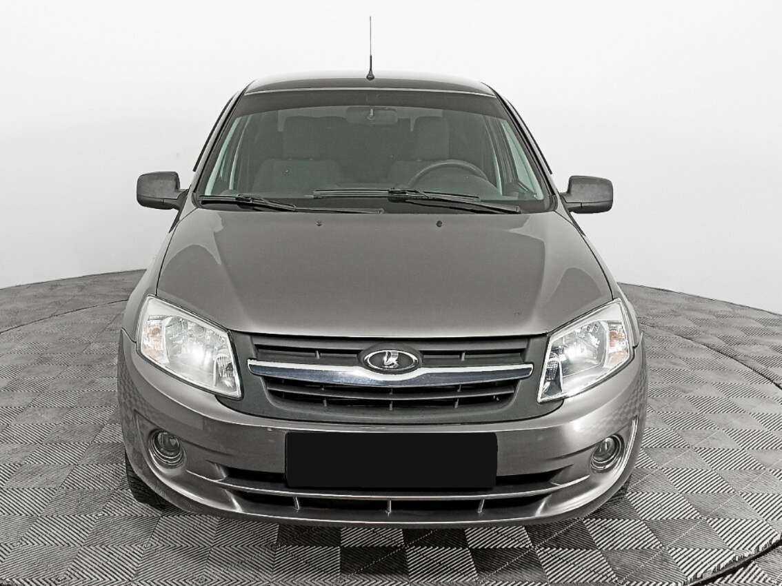 Lada (ВАЗ) Granta с пробегом — 2014 год. Фото: #1