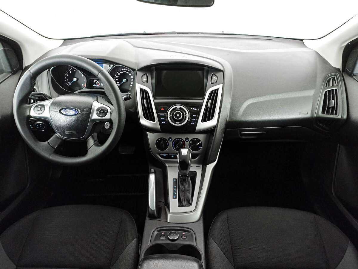 Ford Focus с пробегом — 2013 год. Фото: #11