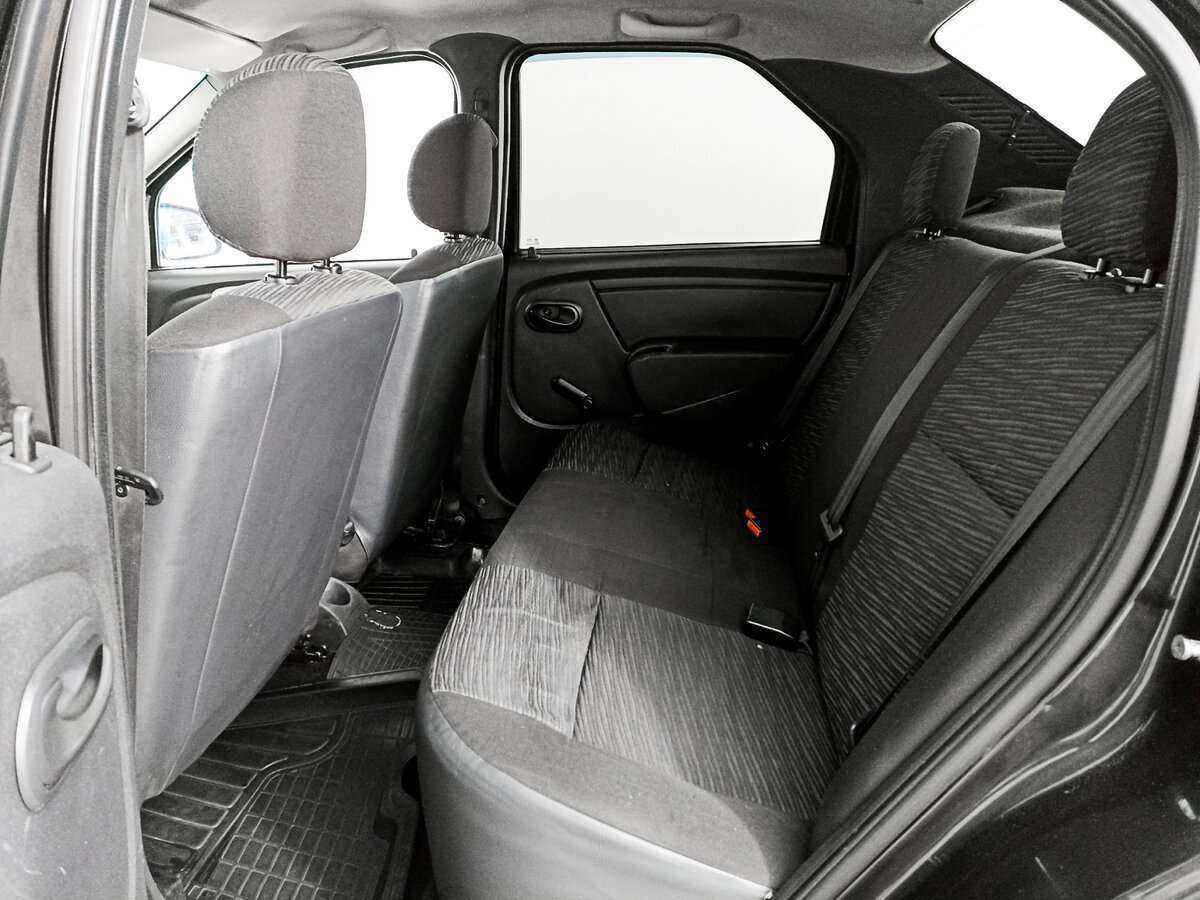 Renault Logan с пробегом — 2011 год. Фото: #9