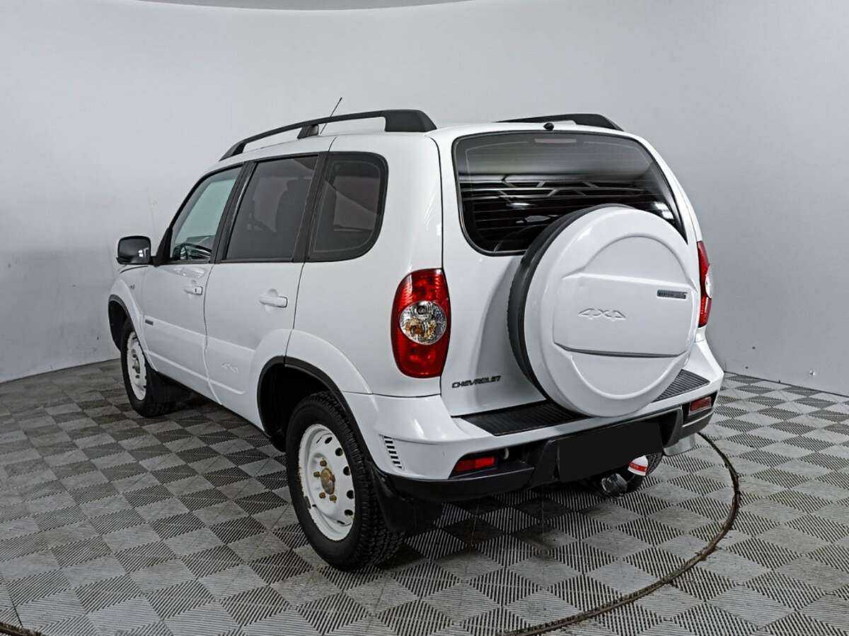 Chevrolet Niva с пробегом — 2016 год. Фото: #5