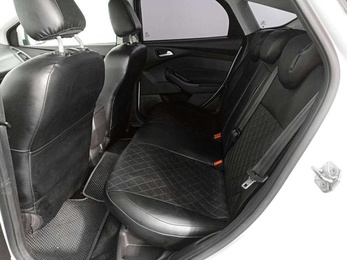 Ford Focus с пробегом — 2011 год. Фото: #9