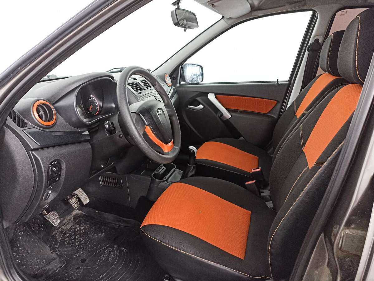 Lada (ВАЗ) Kalina с пробегом — 2016 год. Фото: #15