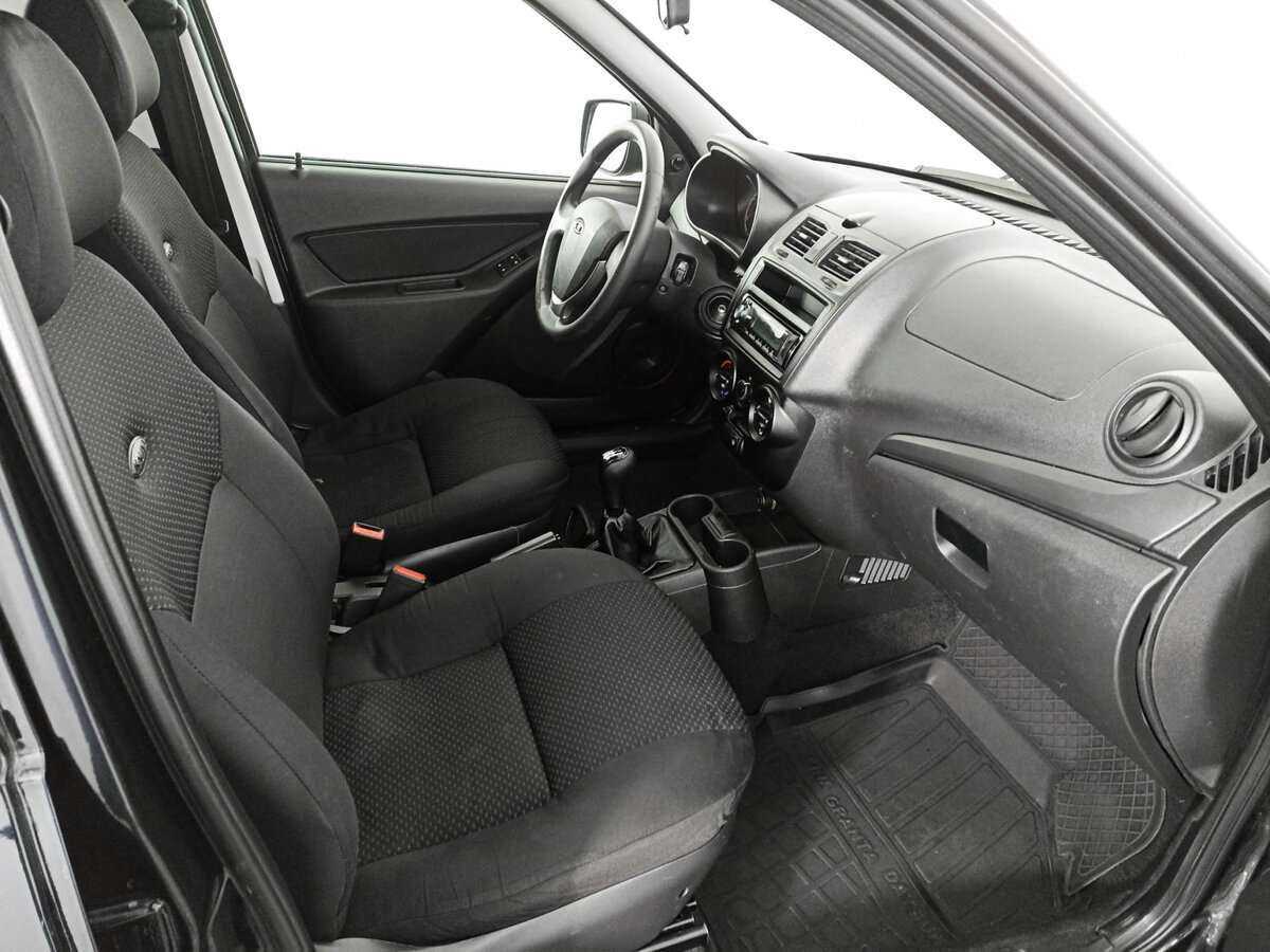 Lada (ВАЗ) Kalina с пробегом — 2014 год. Фото: #8