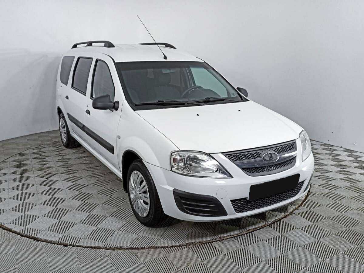 Lada (ВАЗ) Largus с пробегом — 2017 год. Фото: #2