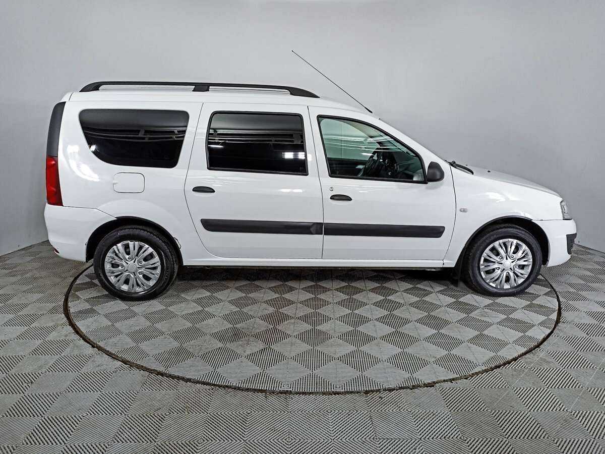 Lada (ВАЗ) Largus с пробегом — 2017 год. Фото: #3