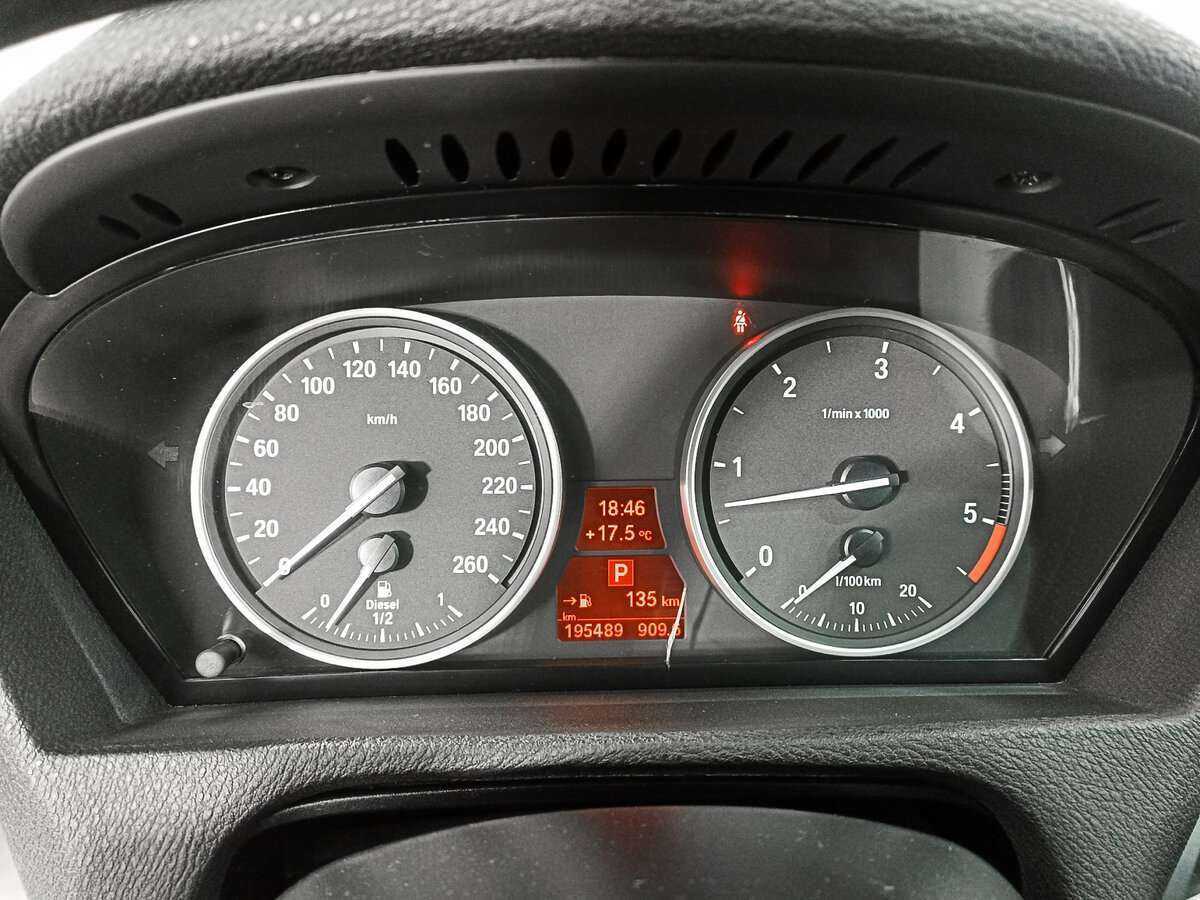 BMW X5 с пробегом — 2012 год. Фото: #10