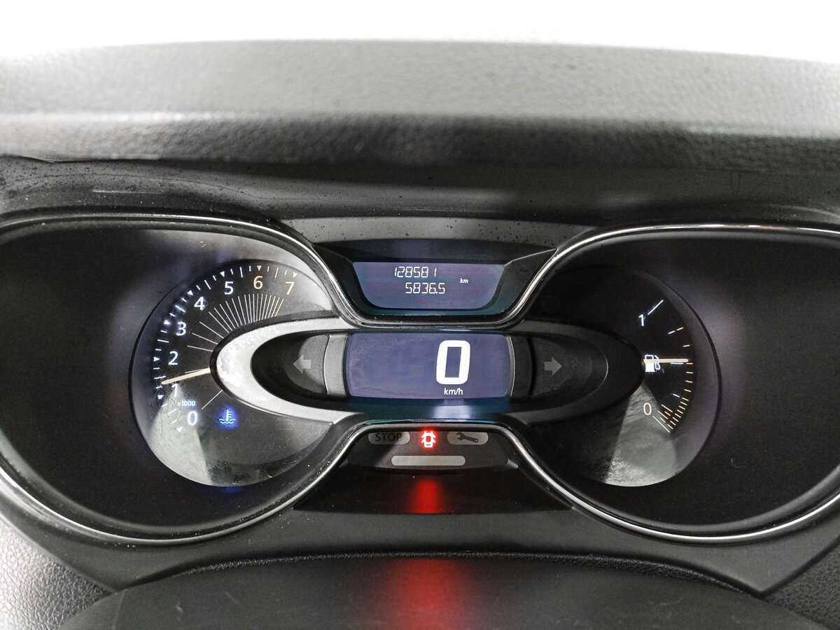 Renault Kaptur с пробегом — 2016 год. Фото: #10