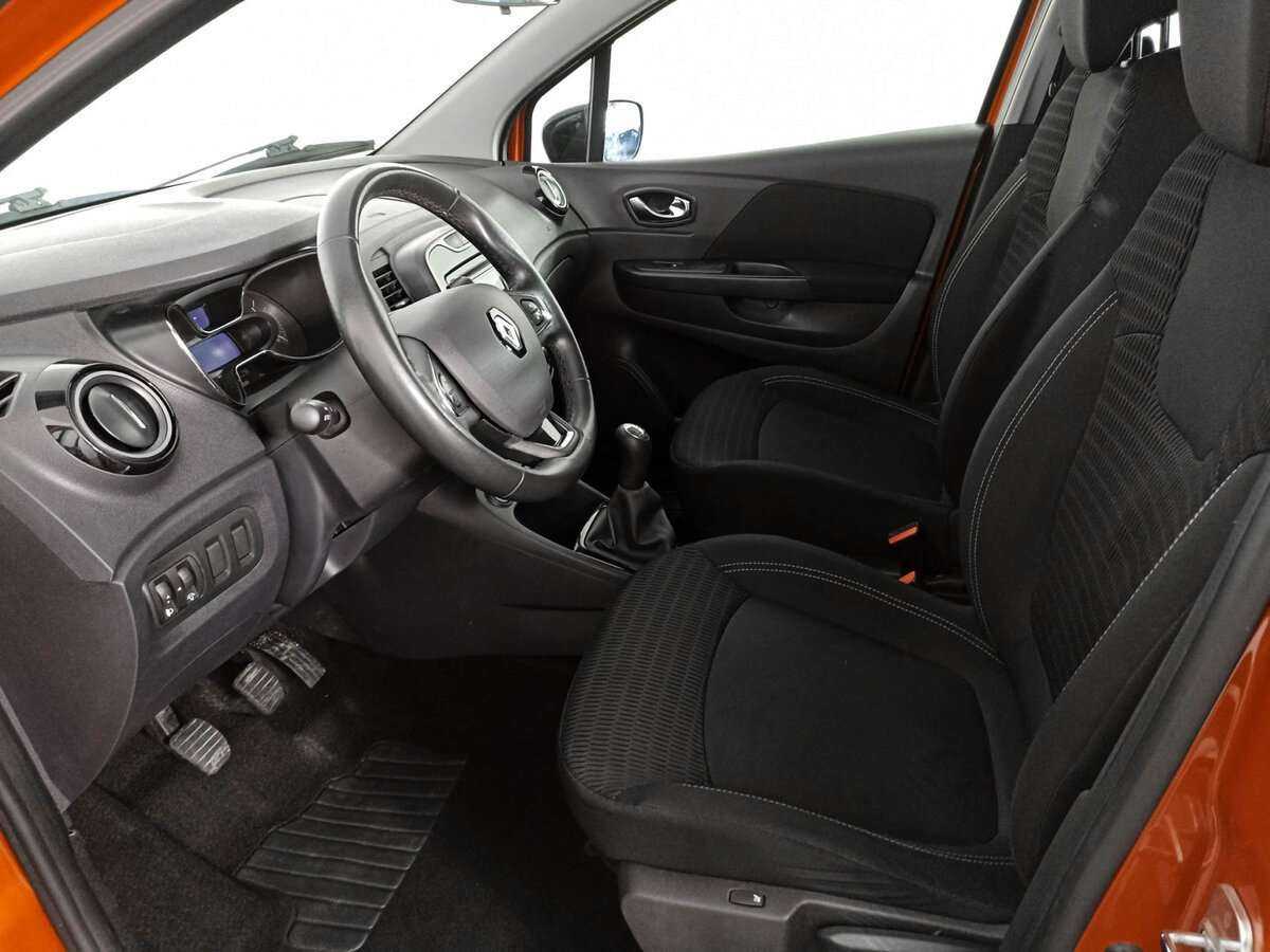 Renault Kaptur с пробегом — 2016 год. Фото: #13