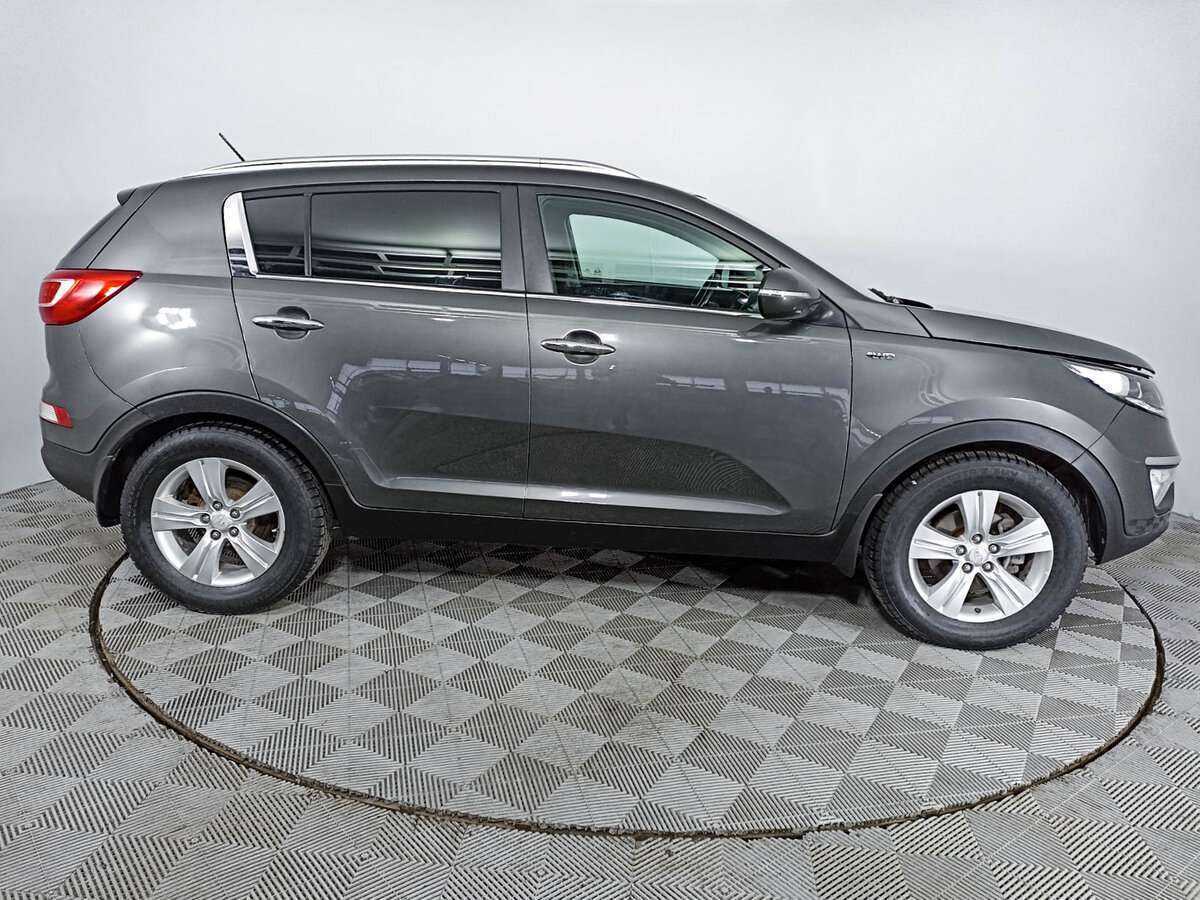 Kia Sportage с пробегом — 2011 год. Фото: #3