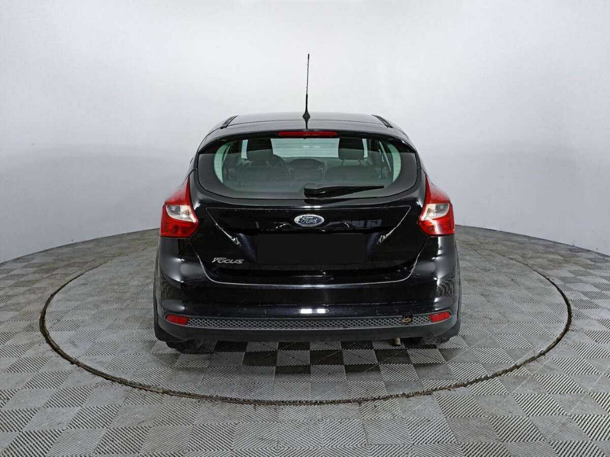 Ford Focus с пробегом — 2011 год. Фото: #4