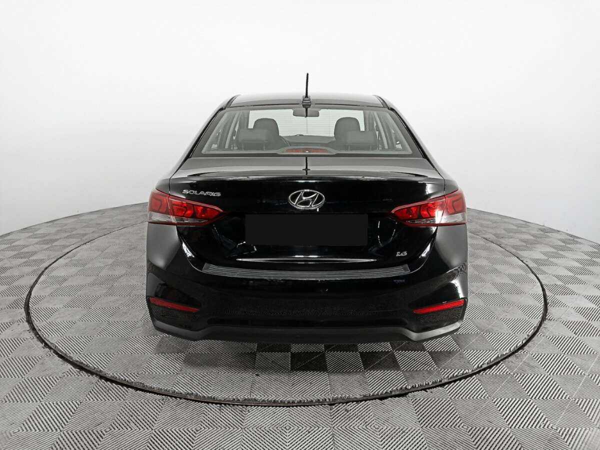 Hyundai Solaris с пробегом — 2017 год. Фото: #5