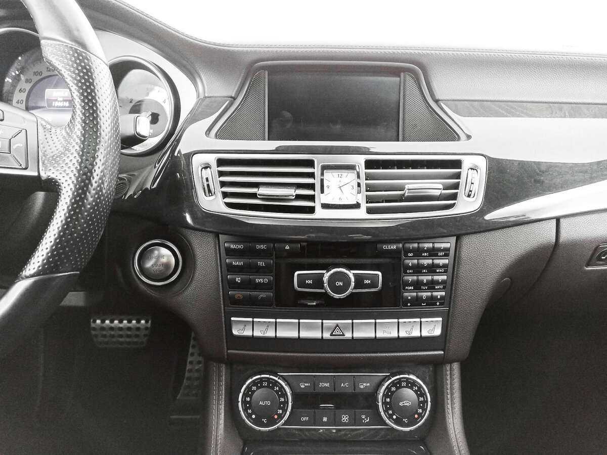 Mercedes-Benz CLS с пробегом — 2014 год. Фото: #9