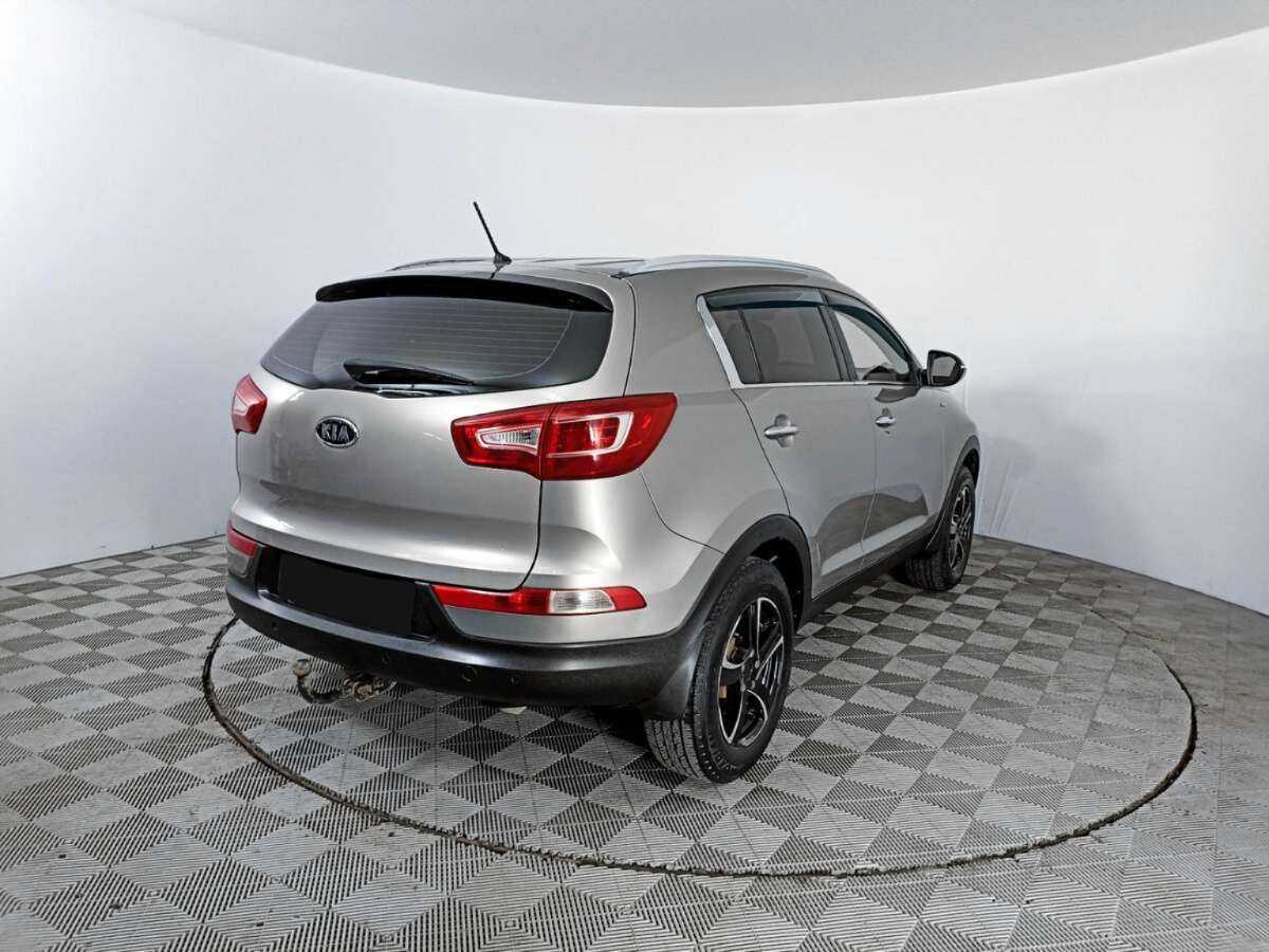 Kia Sportage с пробегом — 2011 год. Фото: #4