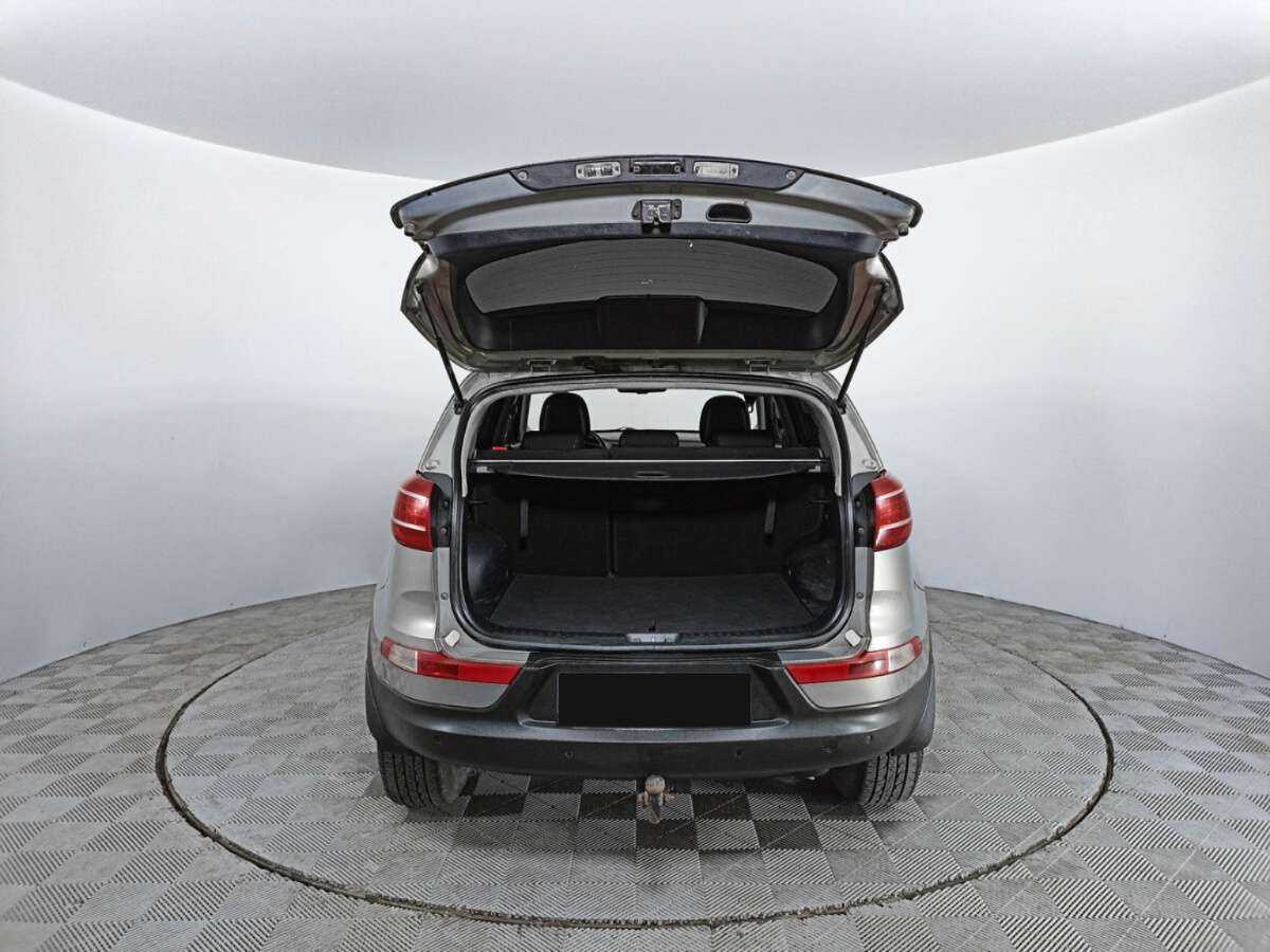 Kia Sportage с пробегом — 2011 год. Фото: #9