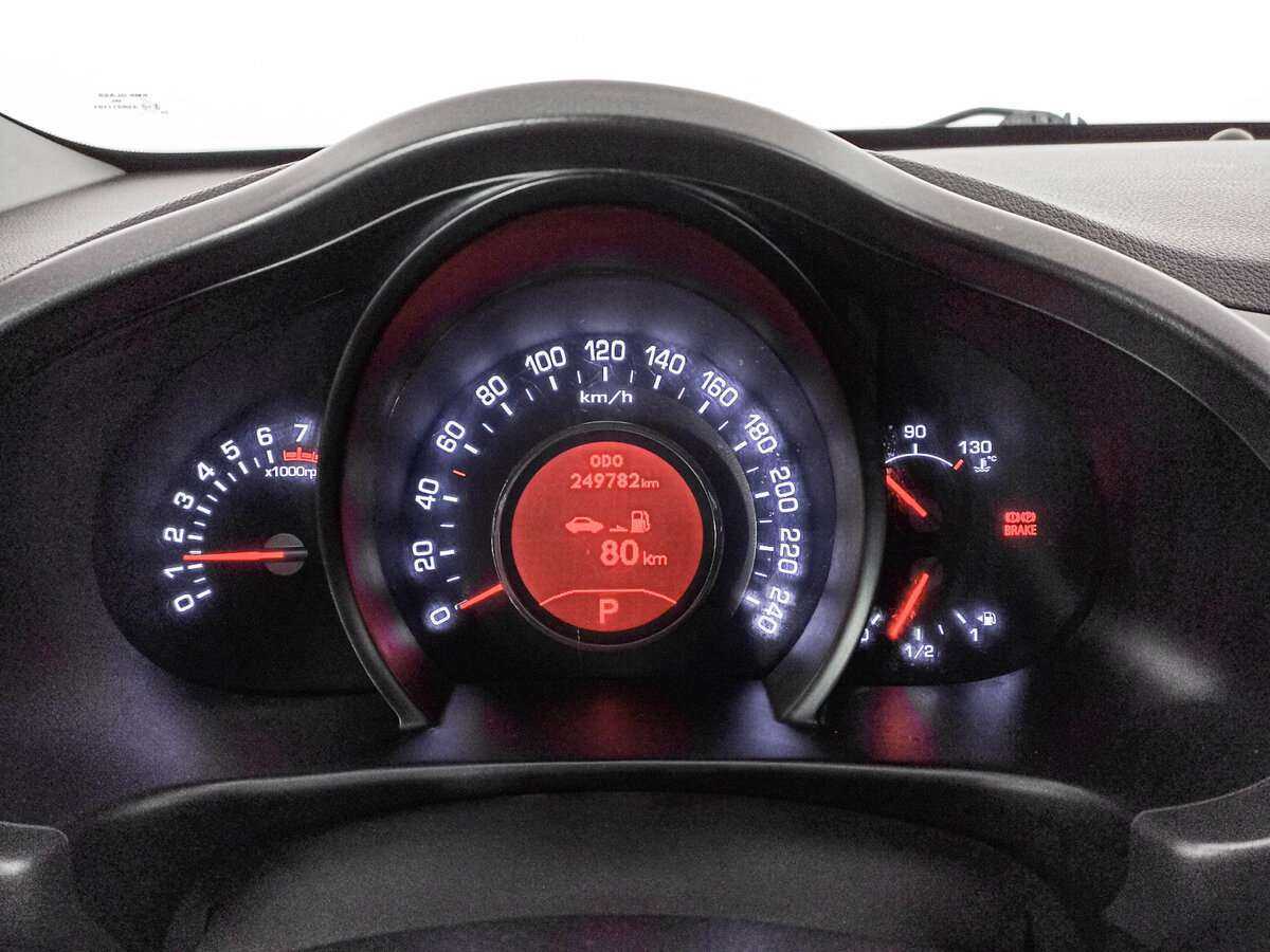 Kia Sportage с пробегом — 2011 год. Фото: #12