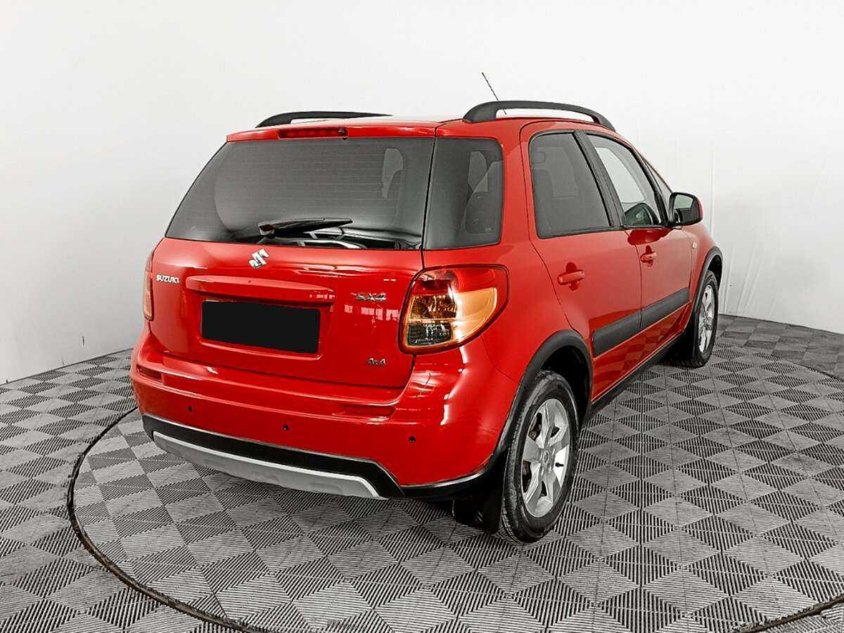 Suzuki SX4 с пробегом — 2011 год. Фото: #3