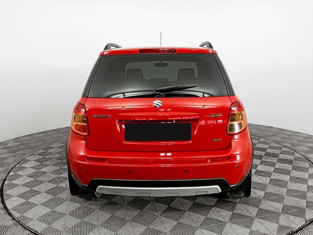 Suzuki SX4 с пробегом — 2011 год. Фото: #4