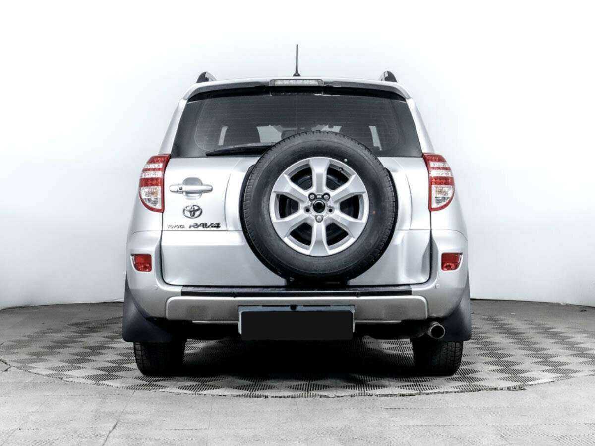 Toyota RAV4 с пробегом — 2011 год. Фото: #4