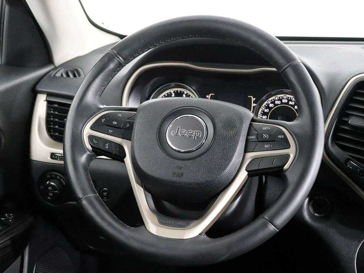 Jeep Cherokee с пробегом — 2014 год. Фото: #12