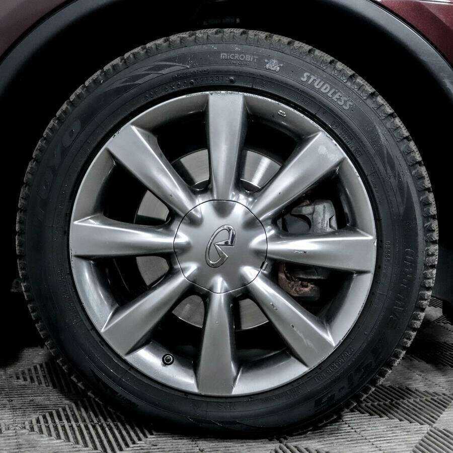 Infiniti QX50 с пробегом — 2014 год. Фото: #17