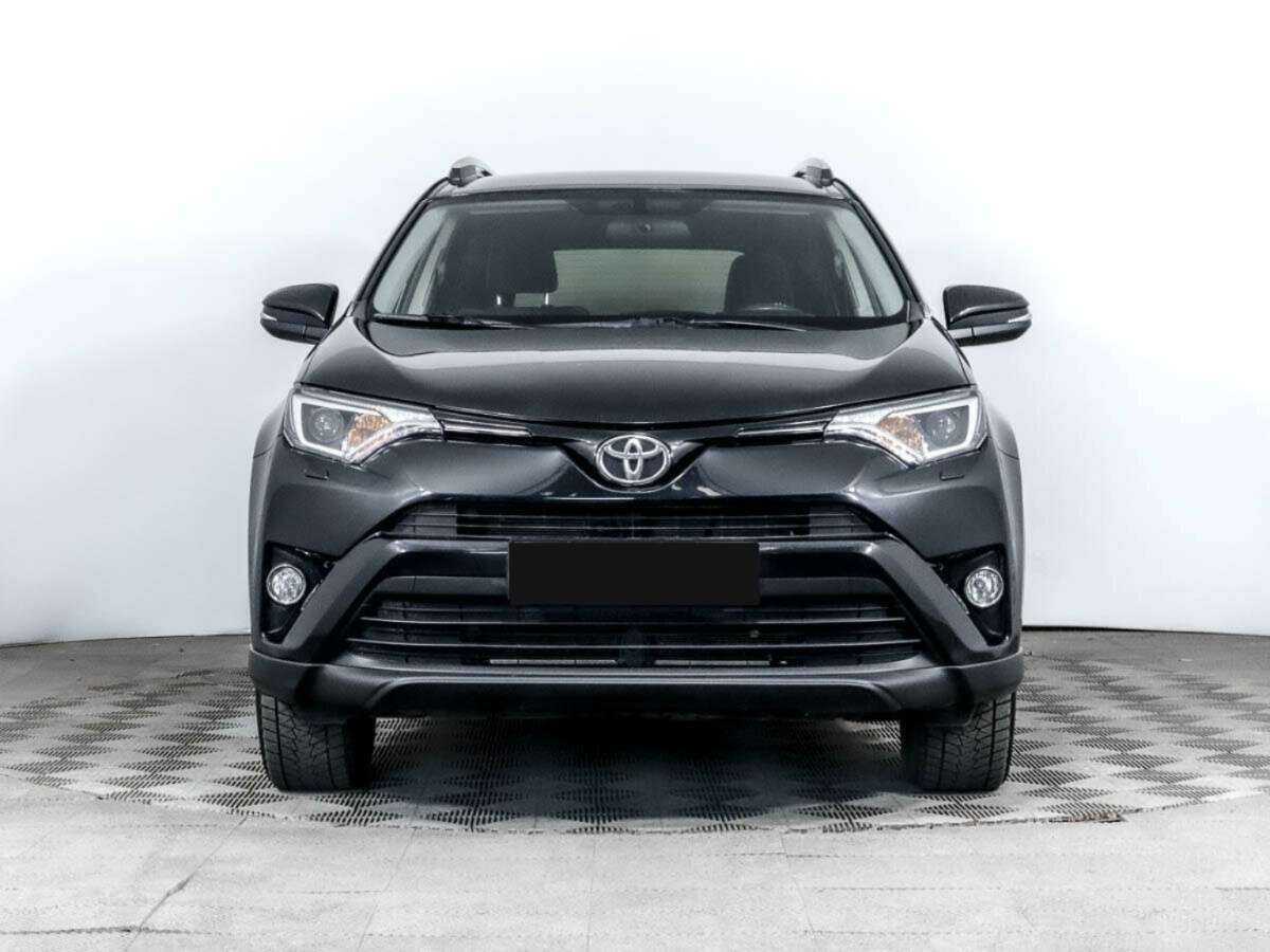 Toyota RAV4 с пробегом — 2016 год. Фото: #1