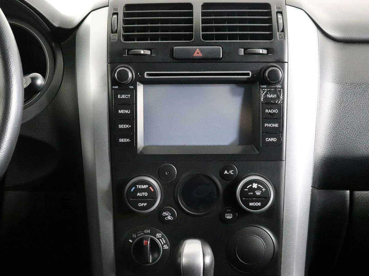 Suzuki Grand Vitara с пробегом — 2011 год. Фото: #11