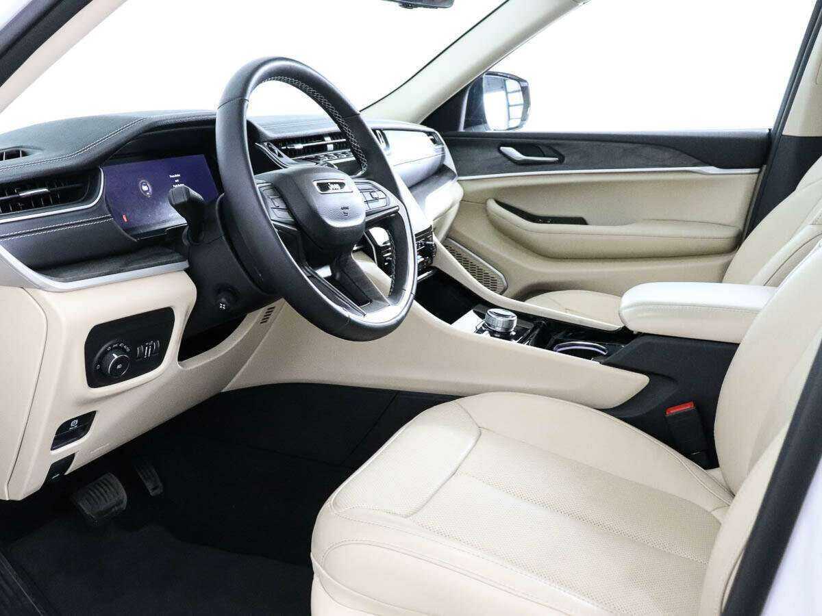 Jeep Grand Cherokee с пробегом — 2022 год. Фото: #7