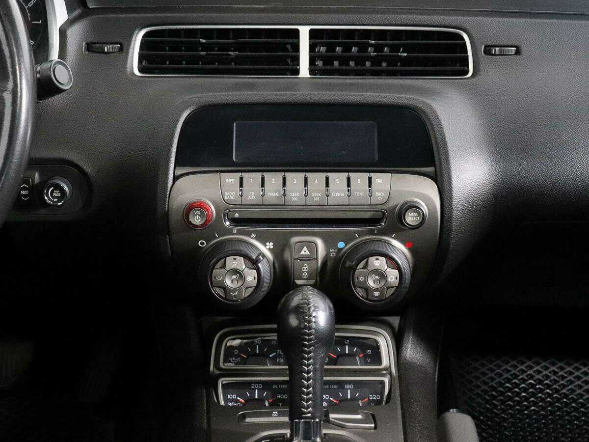 Chevrolet Camaro с пробегом — 2011 год. Фото: #13