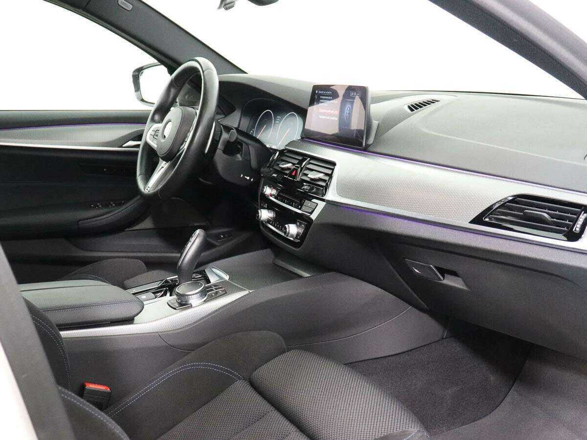 BMW 5 серии с пробегом — 2019 год. Фото: #6