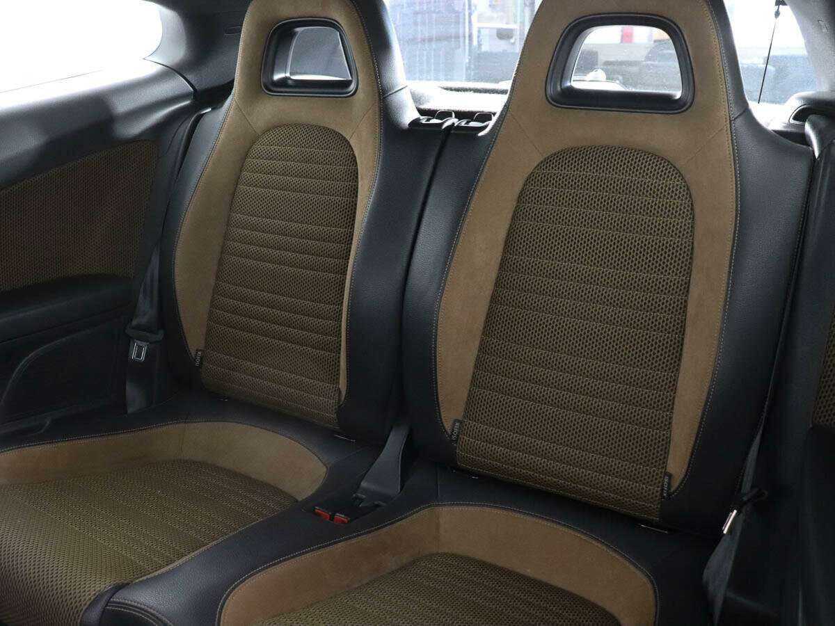 Volkswagen Scirocco с пробегом — 2012 год. Фото: #9