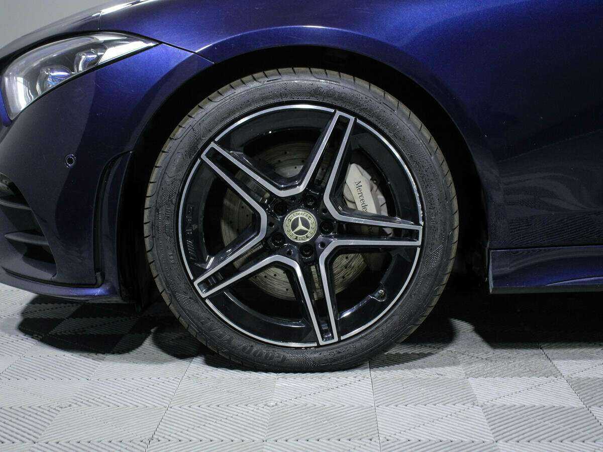 Mercedes-Benz CLS с пробегом — 2018 год. Фото: #15