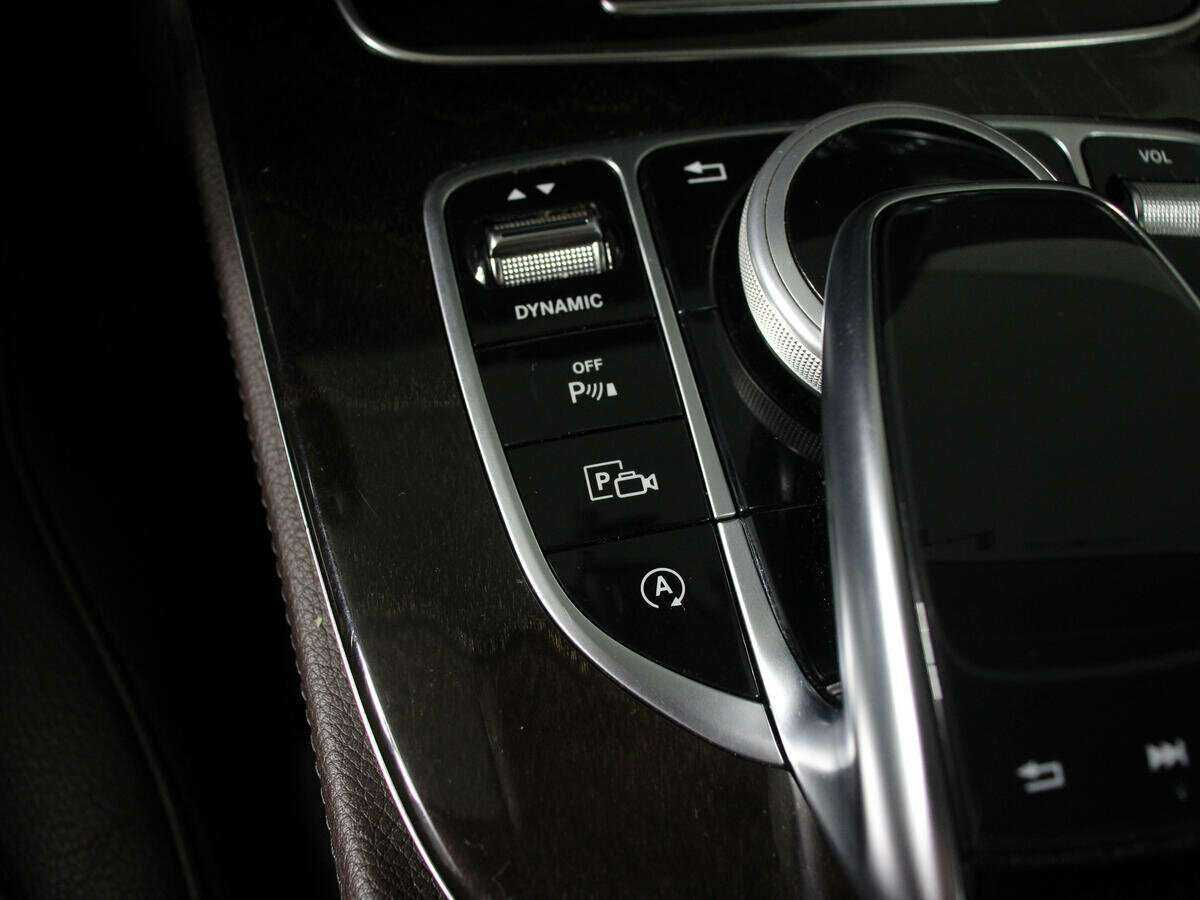 Mercedes-Benz CLS с пробегом — 2018 год. Фото: #23