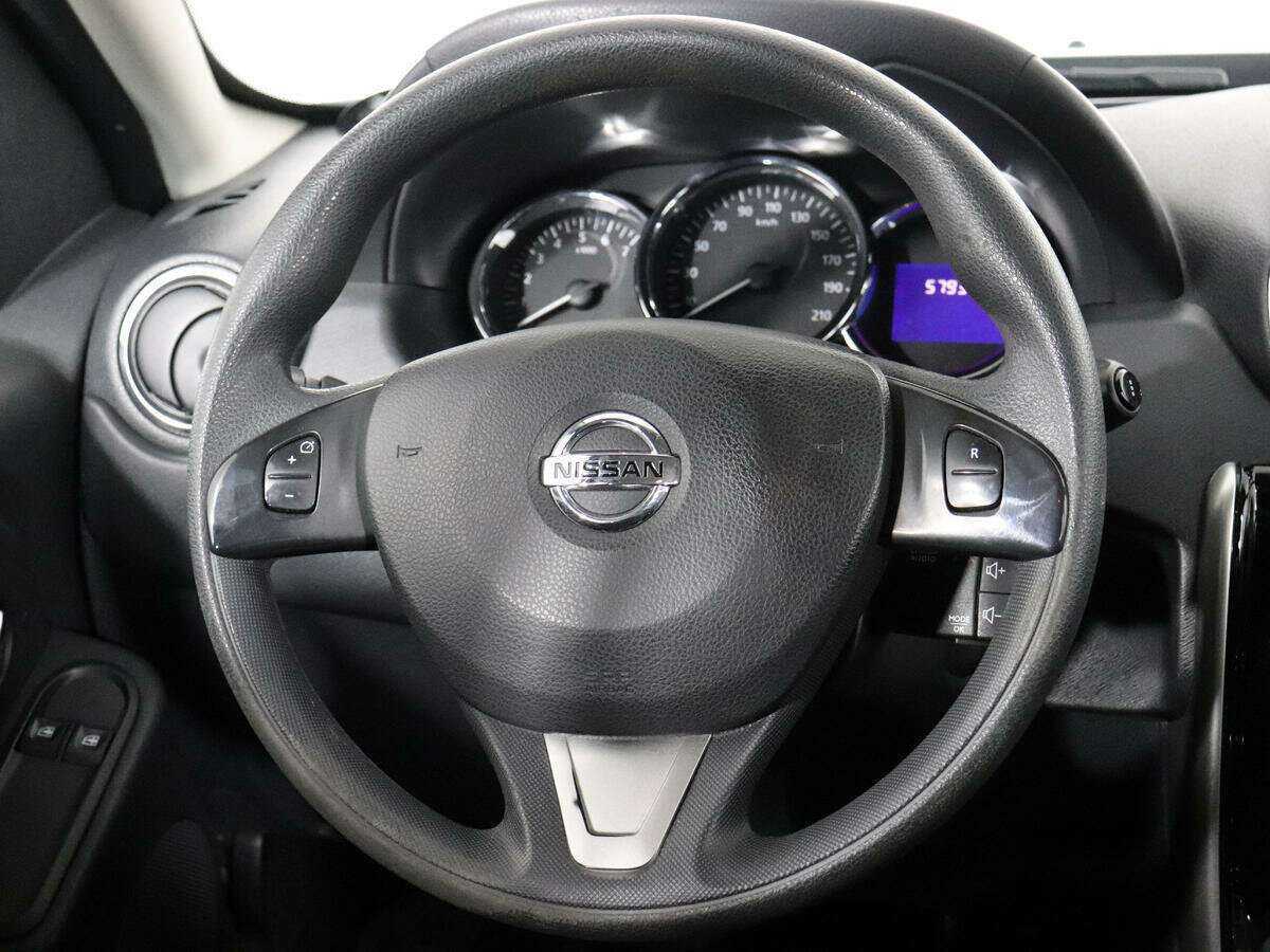 Nissan Terrano с пробегом — 2017 год. Фото: #12