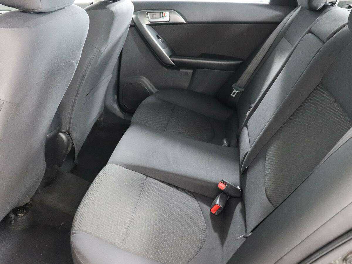 Kia Cerato с пробегом — 2010 год. Фото: #8