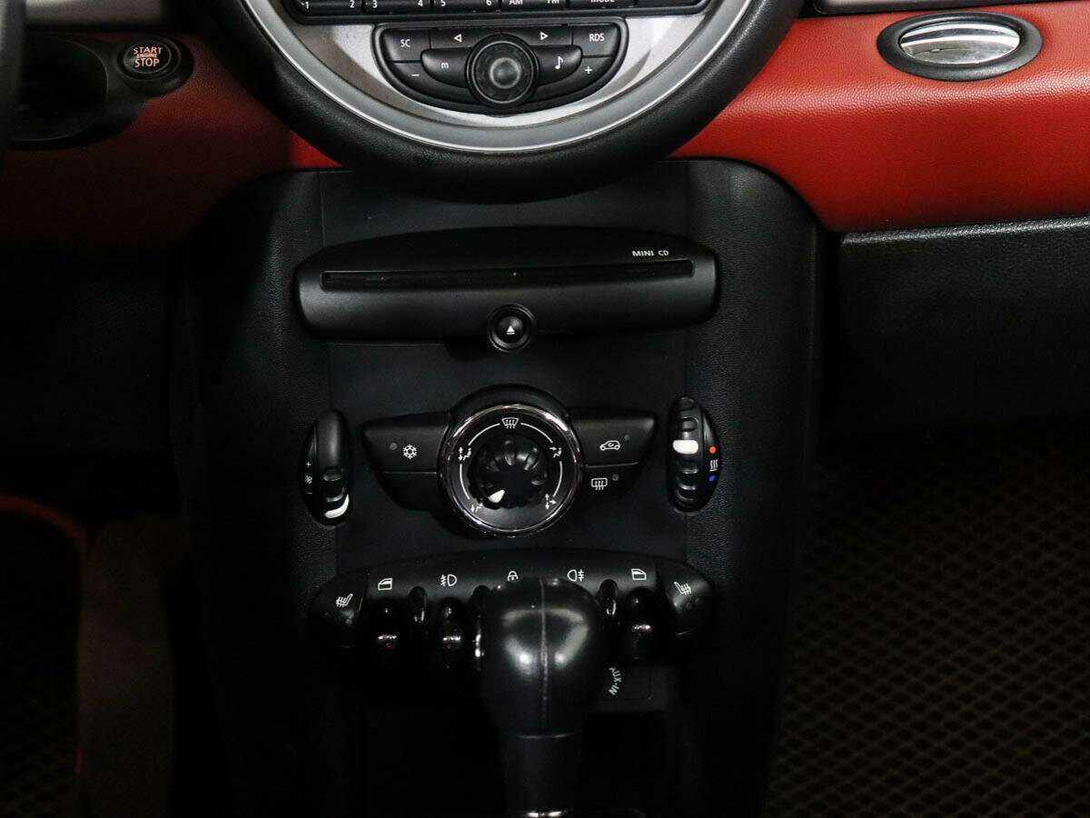 Mini Hatch с пробегом — 2011 год. Фото: #11