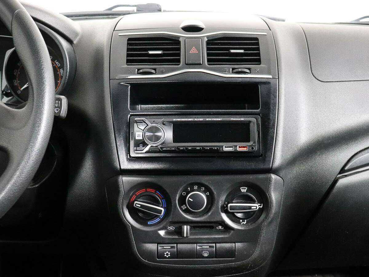 Lada (ВАЗ) Granta с пробегом — 2019 год. Фото: #11