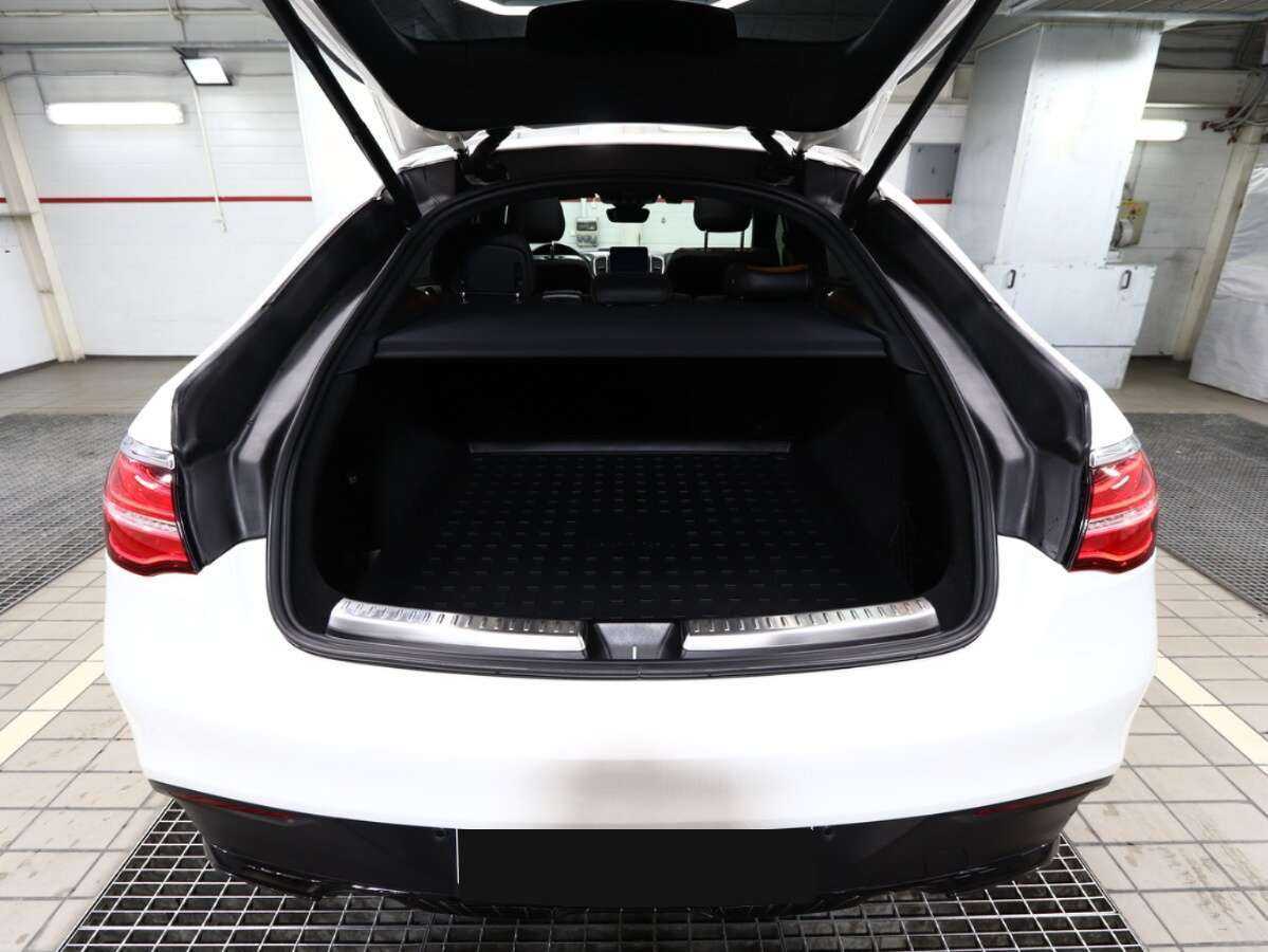 Mercedes-Benz GLE Coupe AMG с пробегом — 2017 год. Фото: #5