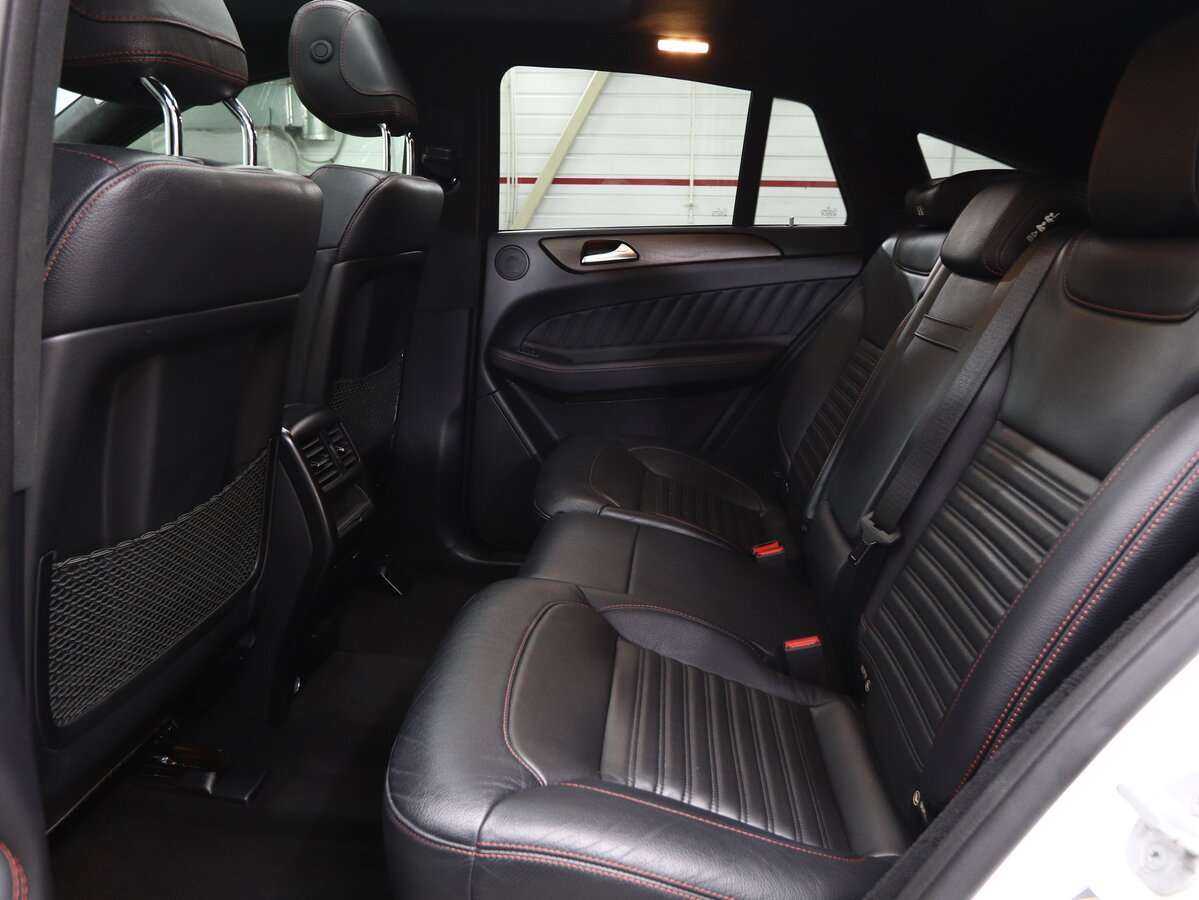 Mercedes-Benz GLE Coupe AMG с пробегом — 2017 год. Фото: #14