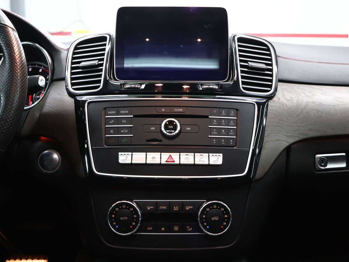 Mercedes-Benz GLE Coupe AMG с пробегом — 2017 год. Фото: #23