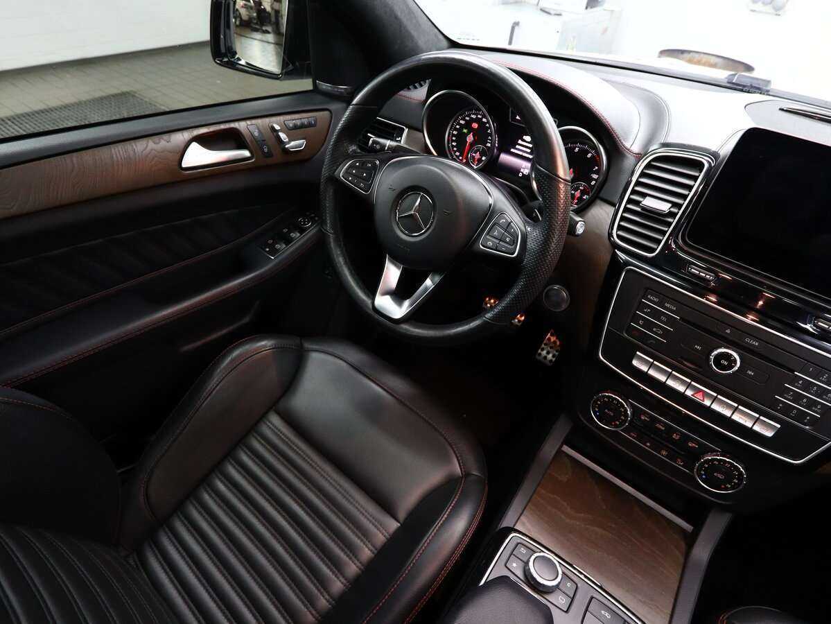 Mercedes-Benz GLE Coupe AMG с пробегом — 2017 год. Фото: #25