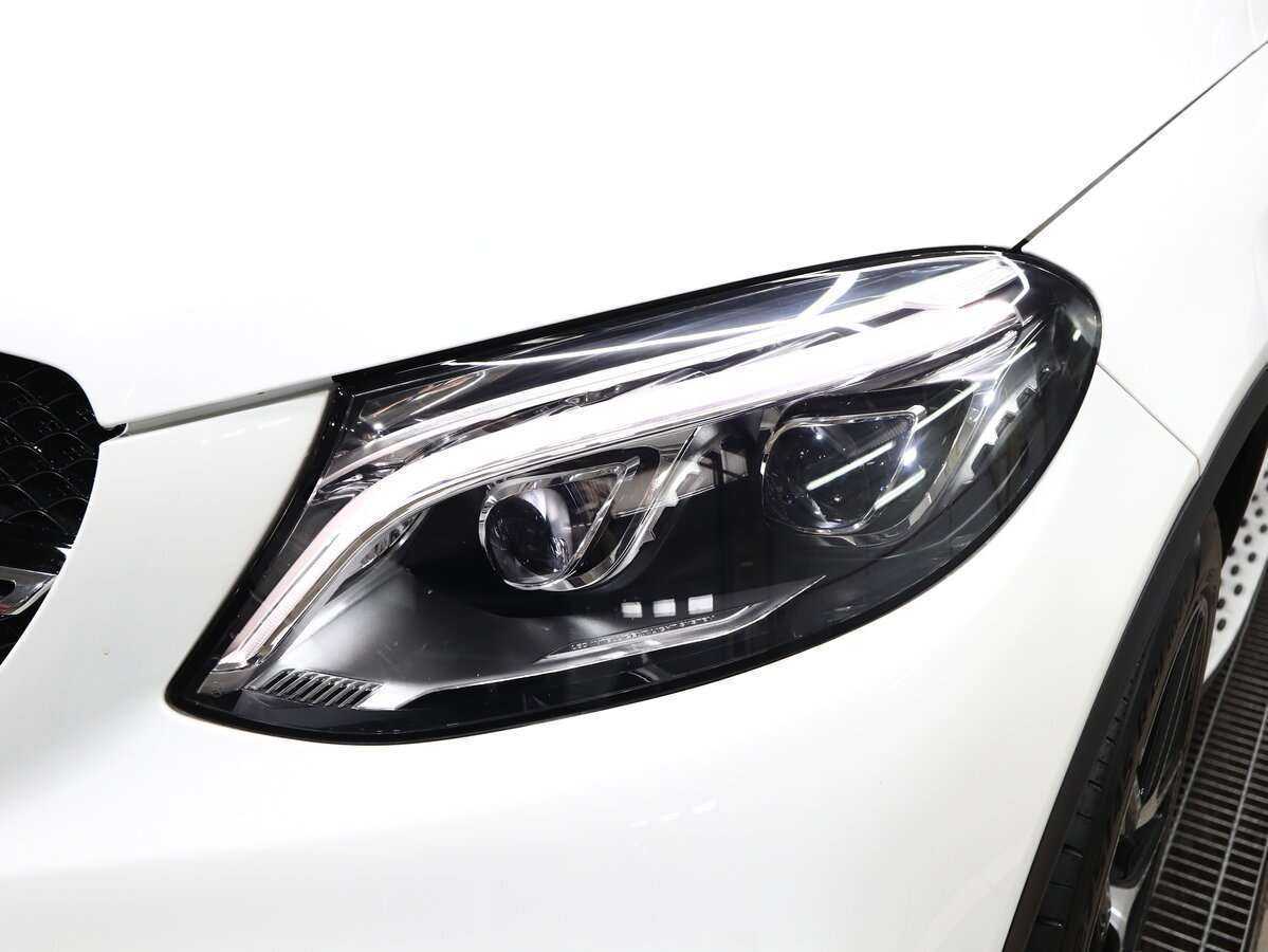 Mercedes-Benz GLE Coupe AMG с пробегом — 2017 год. Фото: #26