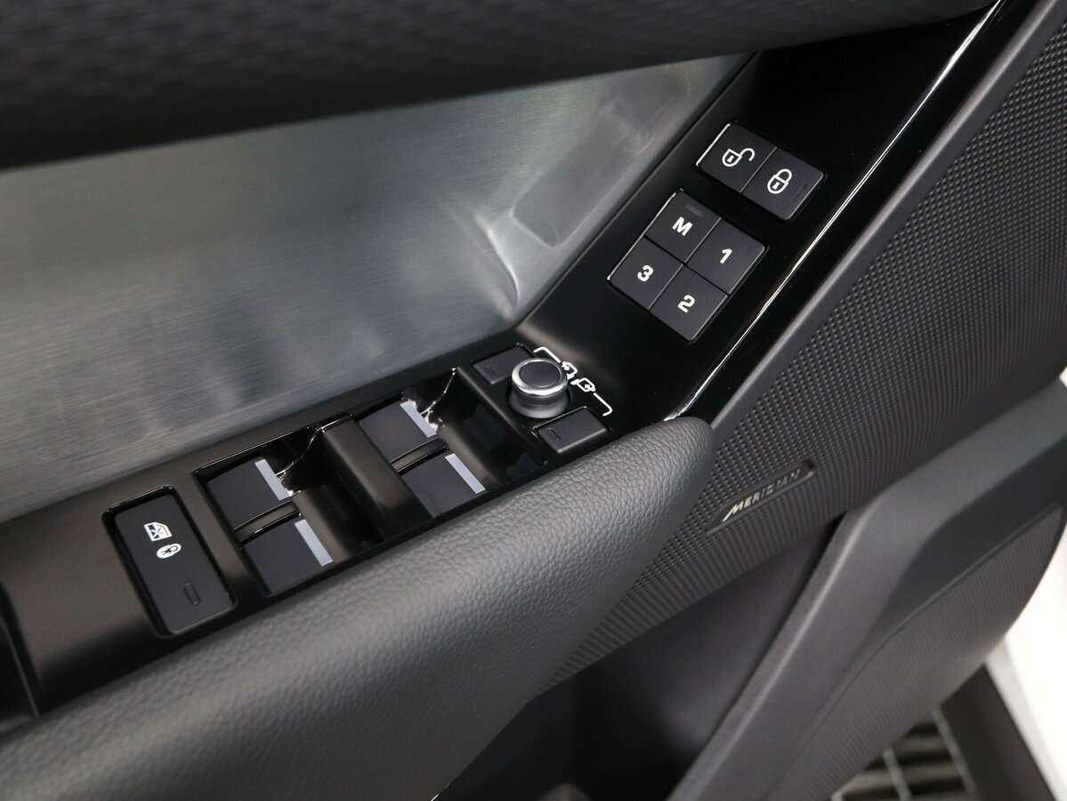 Land Rover Range Rover Velar с пробегом — 2019 год. Фото: #8