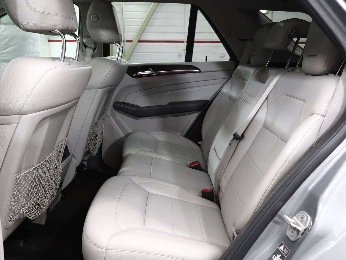 Mercedes-Benz M-Класс с пробегом — 2011 год. Фото: #8