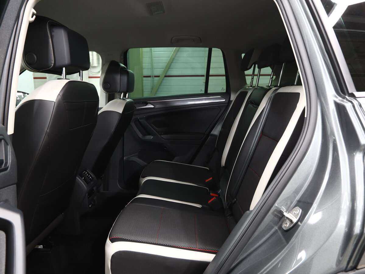 Volkswagen Tiguan с пробегом — 2021 год. Фото: #10